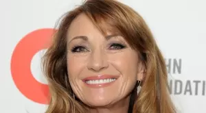 Джейн Сиймор по-красива от всякога на 72, разкрива бюти тайните си (СНИМКА)