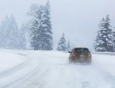 Ловък държавен трик срещу пътните строители - поръчки за по-евтини договори за зимно почистване