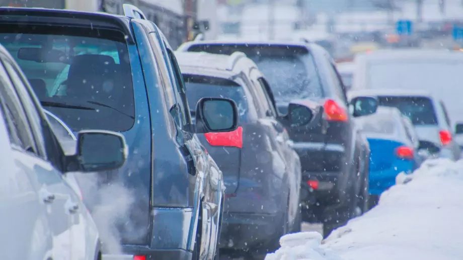 Хиляди стари коли със забрана да влизат в центъра на София