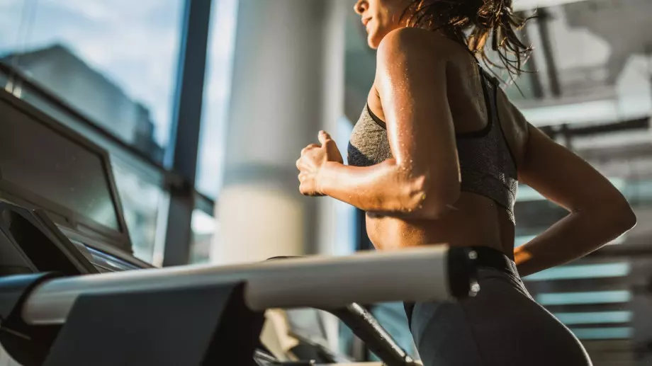 НЕ правете тези 5 неща преди тренировка