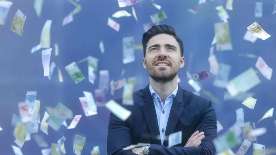 Милионерите в банките се увеличиха с една трета