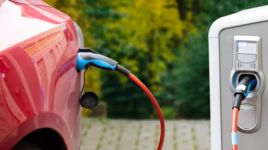 Два автомобилни гиганта се отказаха от проект за евтини електрически коли