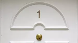 Номерът на апартамента ни издава изненадващи неща