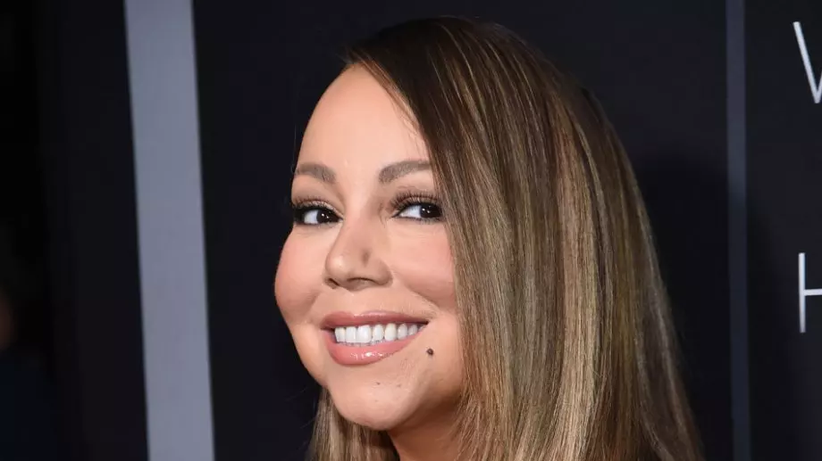 Братят и сестрата на Марая Кери я съдят