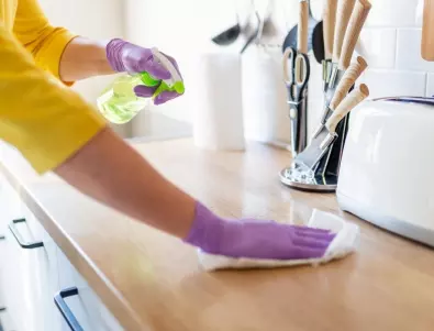 Груби грешки при чистенето на кухненски плотове