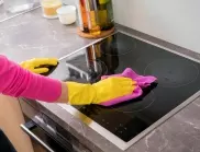 Най-лесното почистване на фурната с домашни средства