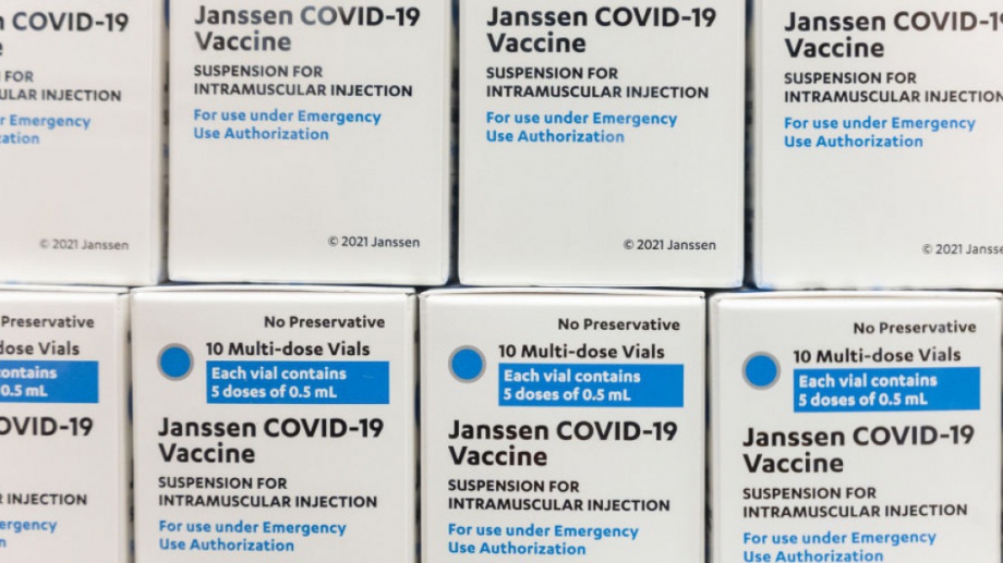 одобри днес ваксината срещу COVID на Johnson amp Johnson за