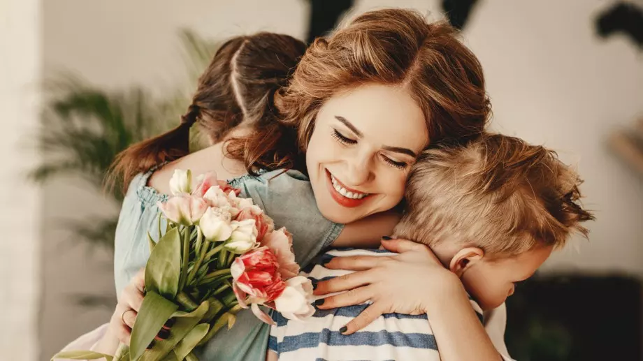 Оригинални пожелания за 8 март за любимите жени