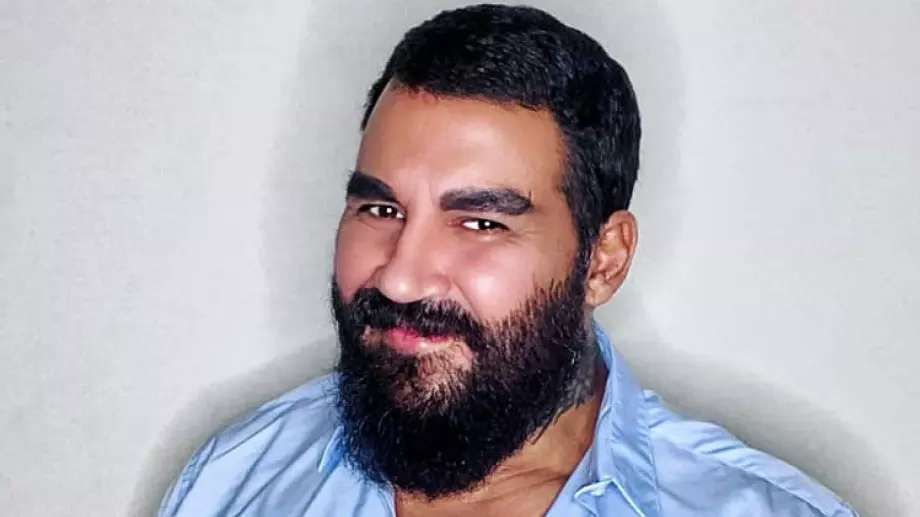 Вижте майката на Азис (СНИМКА + ВИДЕО)