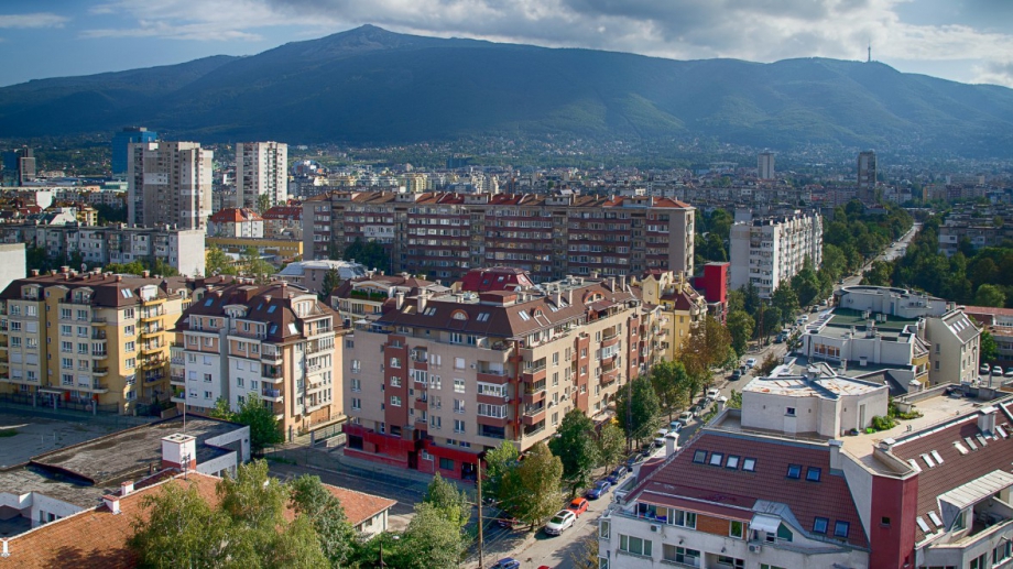 в страната и особено в София вече е обезпокоително Темпът