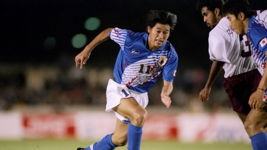 Най възрастният действащ футболист в света Казуйоши Миура ще продължи да