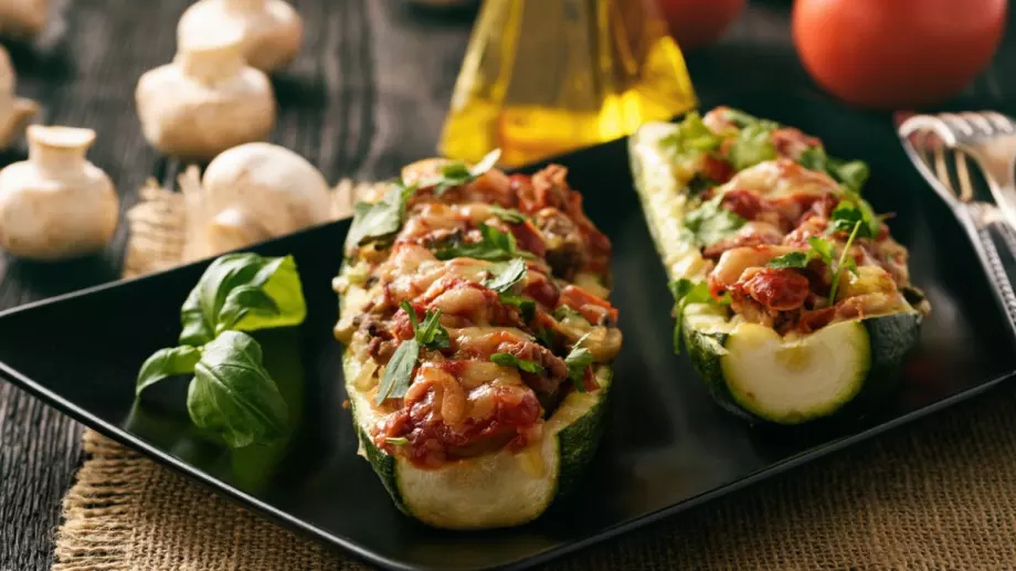 Как се правят пълнени тиквички за ценители - тайната е в тази съставка