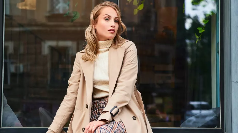 4 грешки при носенето на връхни дрехи, които изглеждат демоде