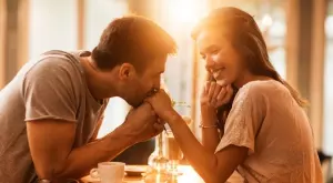 4-те зодии, които се влюбват прекалено бързо и страдат след това