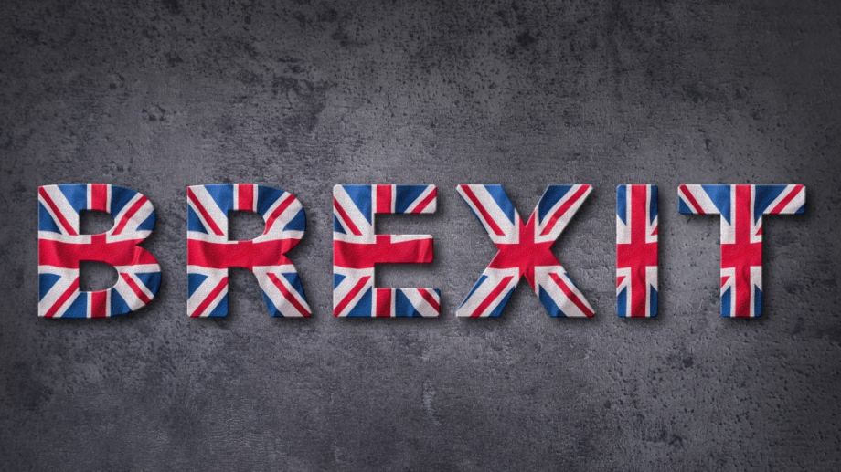 Икономиката на Великобритания рискува стагнация и устойчива инфлация през следващите