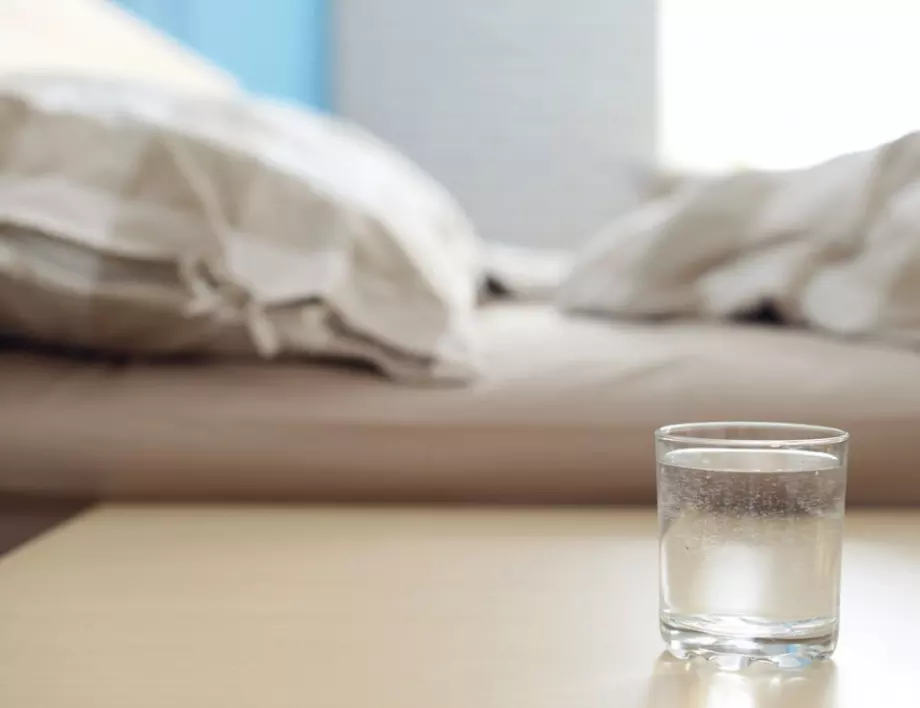 Не си позволявайте обезводняване: Как да пиете вода през лятото