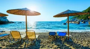 Поскъпва транспортът в Гърция, както и услугите на плажовете