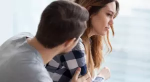 Причините защо жените напускат мъжете си, макар че ги обичат