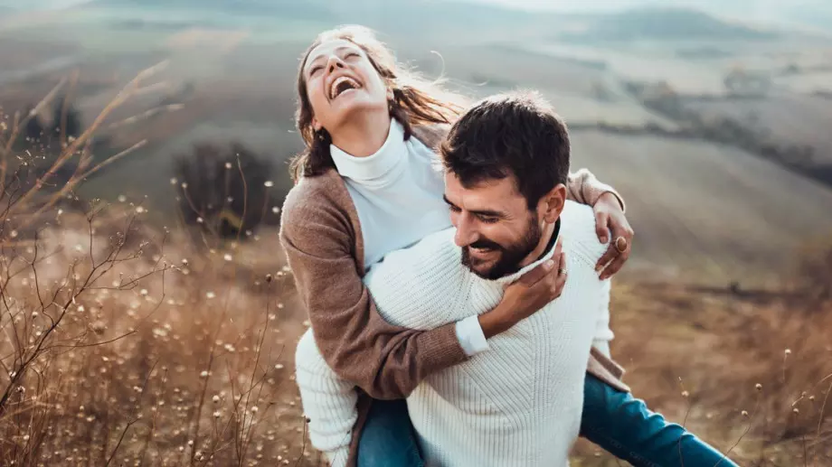 Влюби се в някой, който вижда красота в несъвършенствата ти