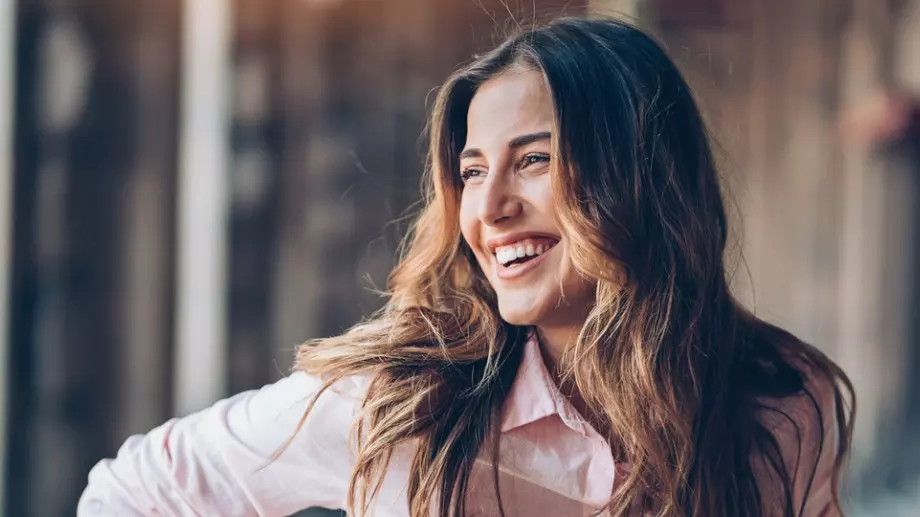 Виц за добро утро: В агенция за запознанства