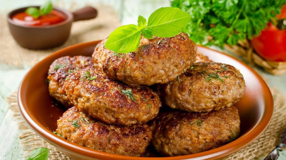 5 тайни на перфектните кюфтета - ето как винаги ще стават сочни и вкусни