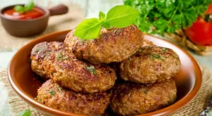 Сложете 1 от тези 5 съставки в каймата и кюфтетата ще станат като тези в ресторантите