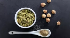 Откриха в кардамона ключ към ново поколение антибиотици