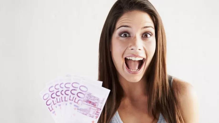 Защо онлайн казиното на Сезам раздава бонуси?