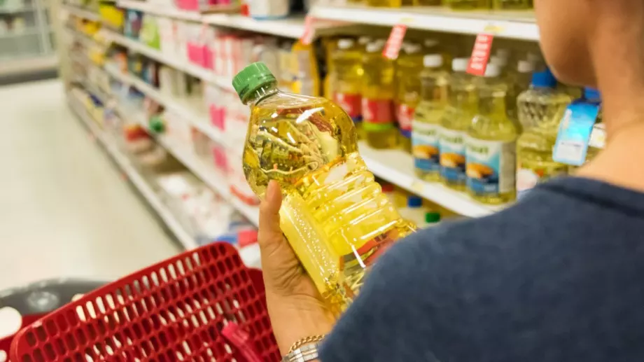 Цената на олиото скочи с 43% за една година