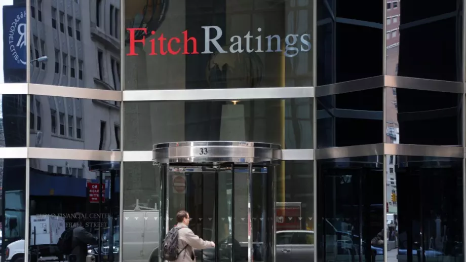 Fitch очаква Русия да спре да обслужва дълга си
