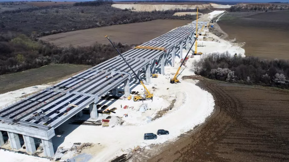 Евродепутат на ГЕРБ предлага специални правила за големите инфраструктурни проекти