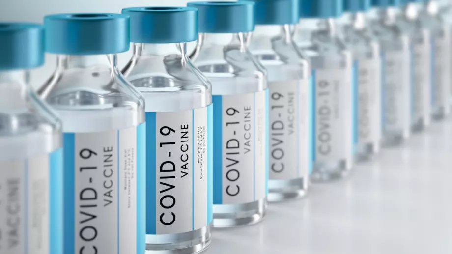 Два смъртни случая от замърсените ваксини на Moderna в Япония