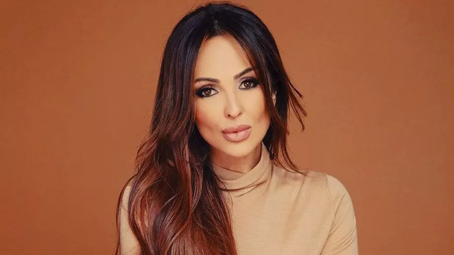 Вижте погачата на внучката на Глория (СНИМКИ)