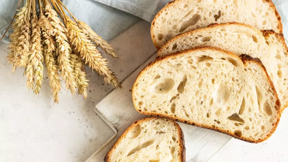 Ето какво се случва с тялото ви, ако спрете да ядете хляб