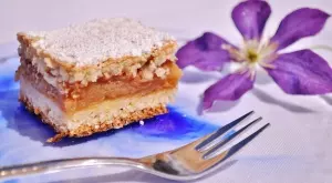 Мързелив щрудел с ябълки