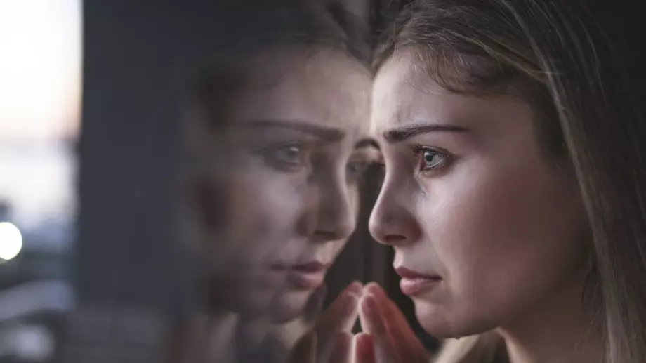 Как всяка зодия се справя с тъжните моменти