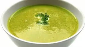 Не сте опитвали по-вкусна крем супа от тиквички с пуешко