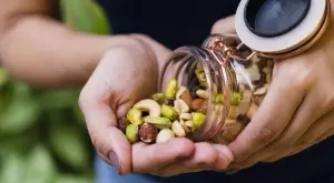 Толкова грама ядки е полезно да ядете на ден