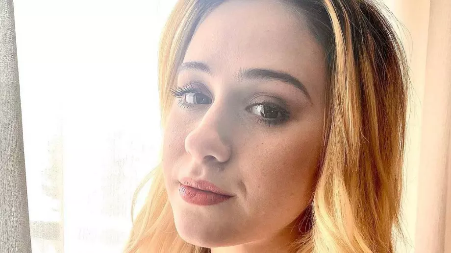 Вижте с кого Мария Бакалова иска да отиде на Оскарите