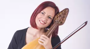 Христина Белева: За любовта към гъдулката и фолклора