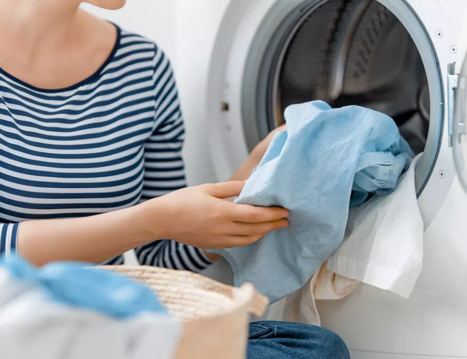 Как да перем дрехите и бельото, за да имаме перфектна чистота?