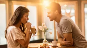 Когато искате да се харесате на някого, флиртувайте с финес   