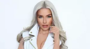 Вижте как изглежда Тита без екстеншъни (ВИДЕО)