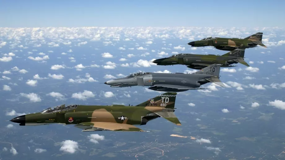 САЩ оформя 40% от военните разходи на света