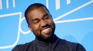 Маратонки на Кание Уест поставиха два рекорда 