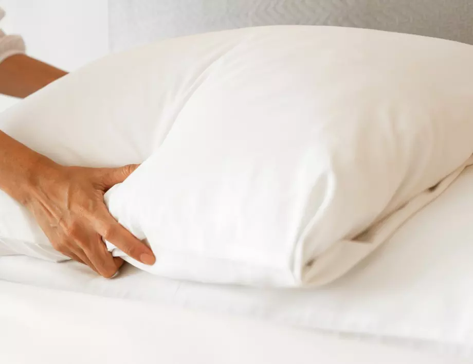 Как се пере възглавница – всичко, което трябва да знаете