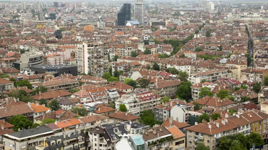 Удължават срока за техническите паспорти на жилищата