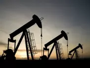 Цената на петрола пое надолу заради очаквания спад в световното търсене