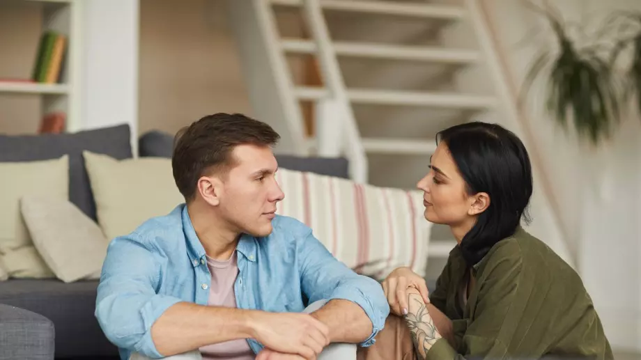 Това са 3-те въпроса, които веднага ще определят дали връзката ви има бъдеще   