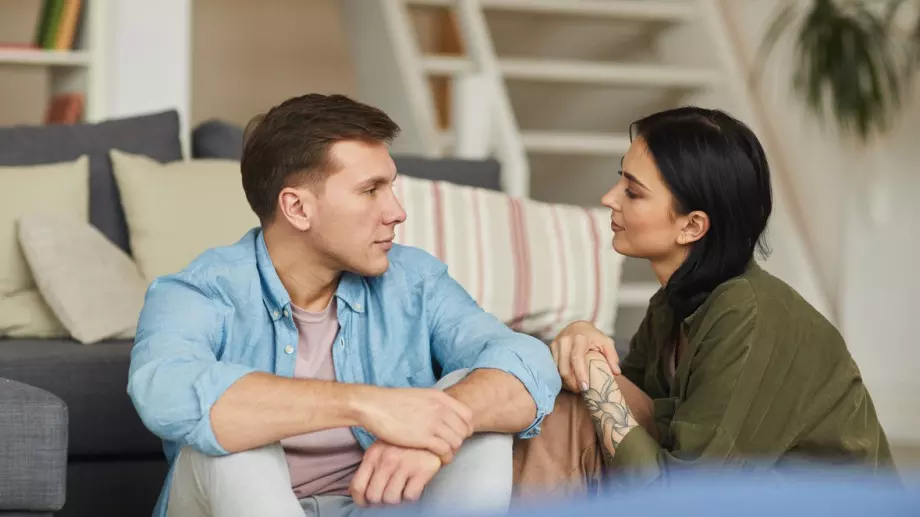 Ако не можете да говорите с него за тези 4 неща, връзката ви няма бъдеще